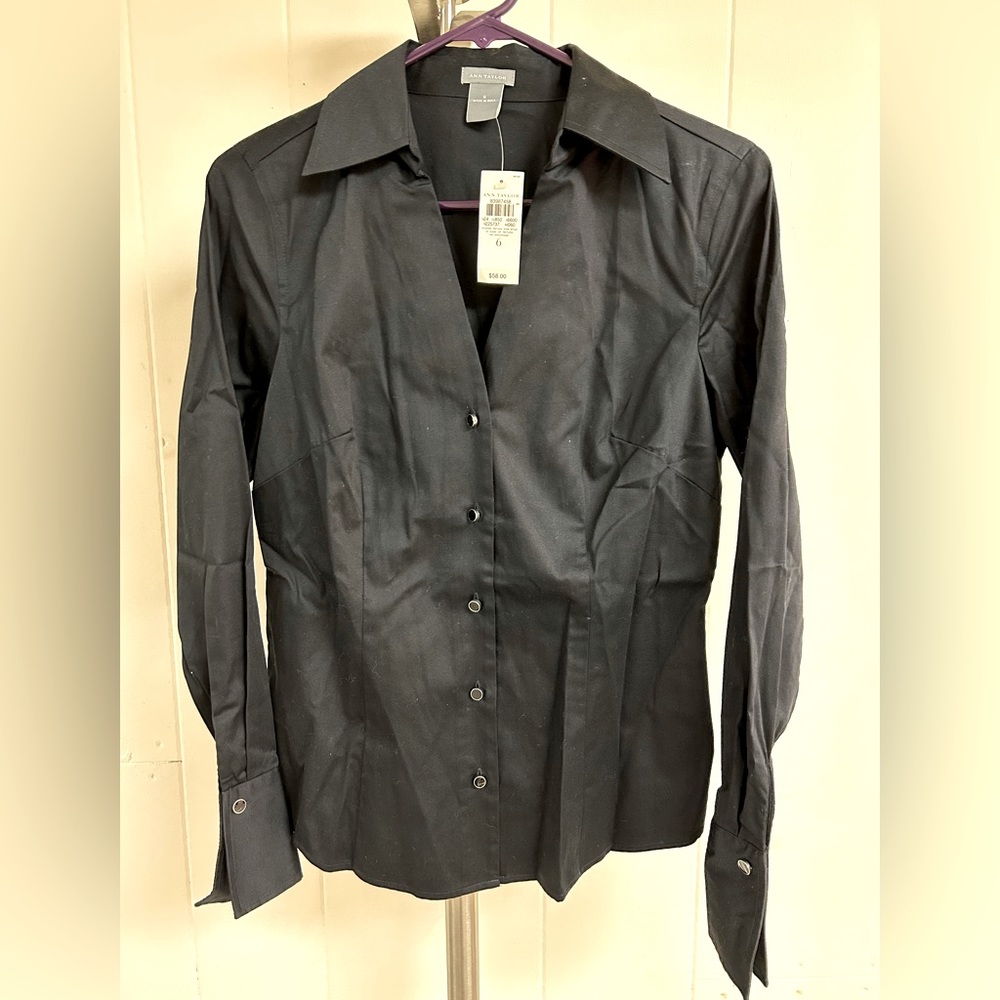 Ann Taylor black tailored shirt